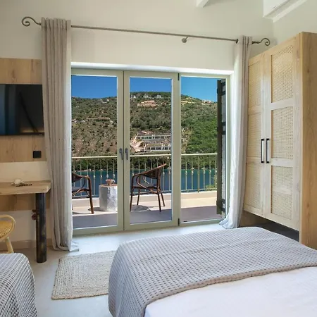 Olea-brand New Luxury Willa Sivota