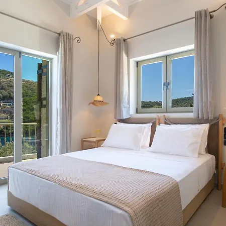 Willa Olea-brand New Luxury *